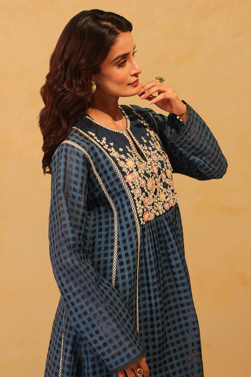 Vaayu Dark Blue Panelled Kalidar Set