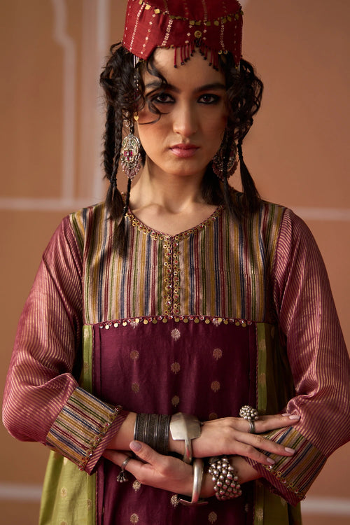 Raina Kurta
