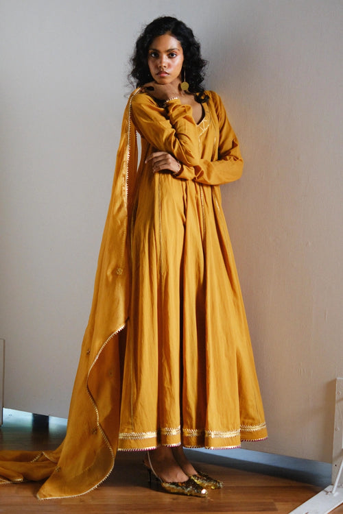 Kiran Gown With Dupatta