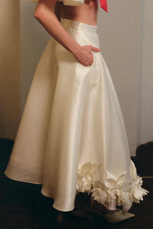 Skirt With 3d Handmade Floral Appliques