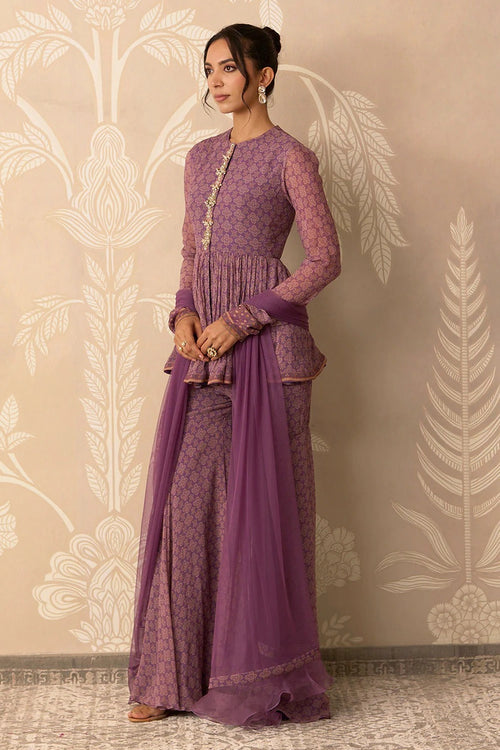 Izhaar Peplim 
Garara Set