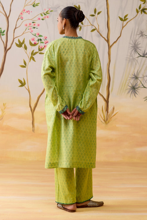 Nyra Kurta Set