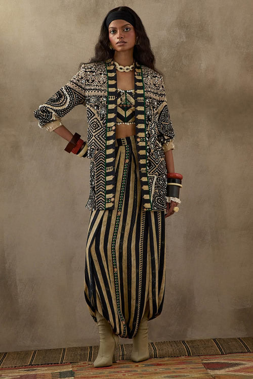 Surmai Mogra Mural Open Dhana Jacket Set