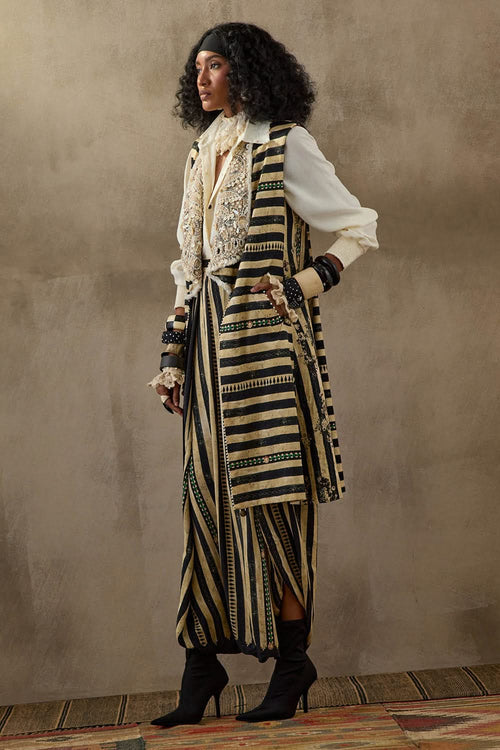 Surmai Mogra Mural Hina Trench Coat Set