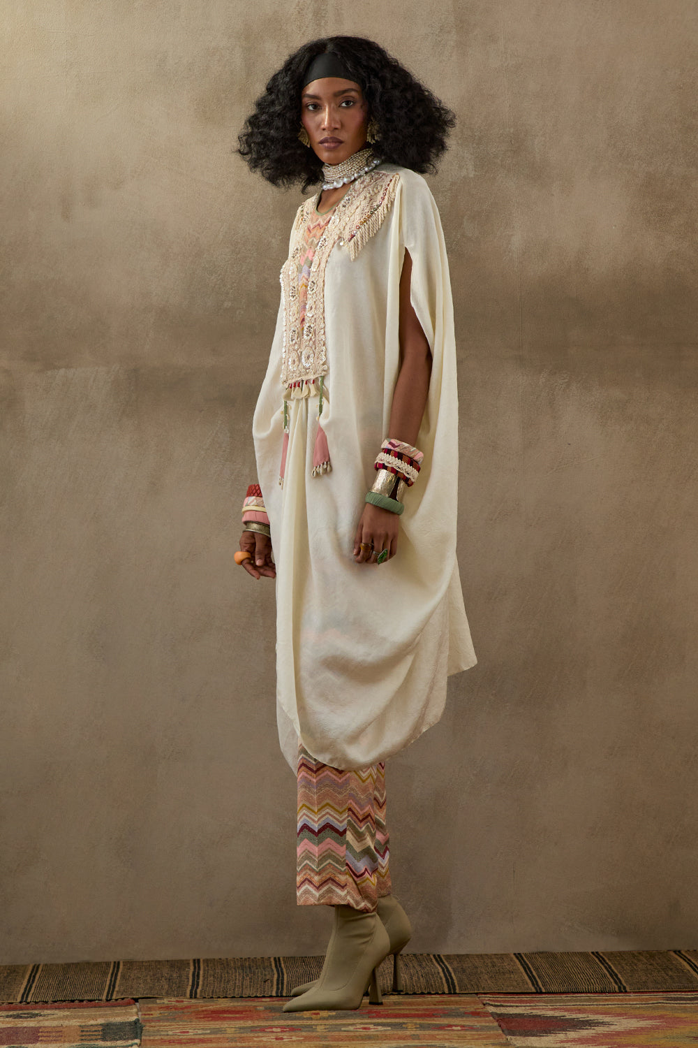 Mogra Mural Ritu Kaftan Tunic with Straight Trouser Set