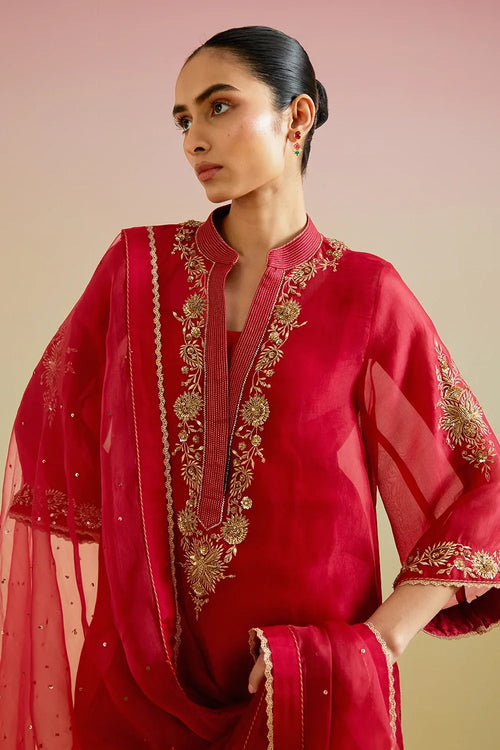 Aashra Red Kurta Set