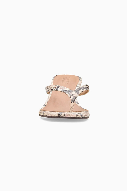 Spark Bone Black Sandle