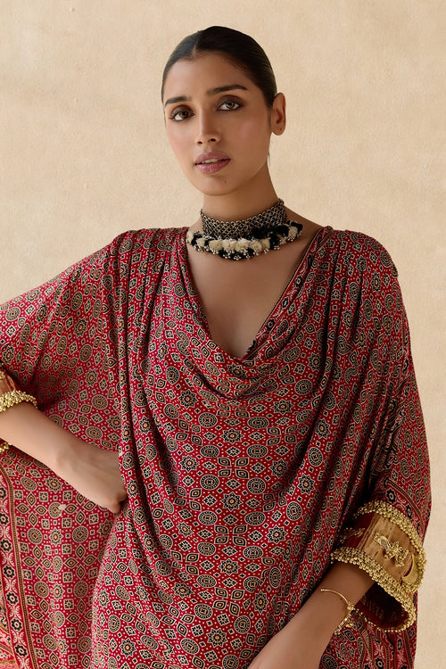 Zariyara Kaftan Set