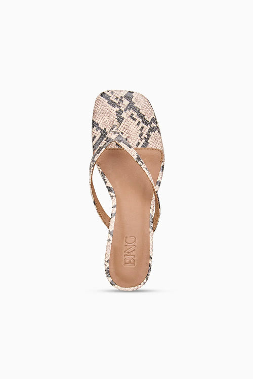 Spark Tan Sandle