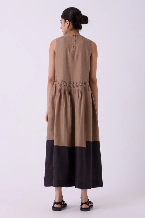 Sumi Brown Colourblocked Linen Midi Dress