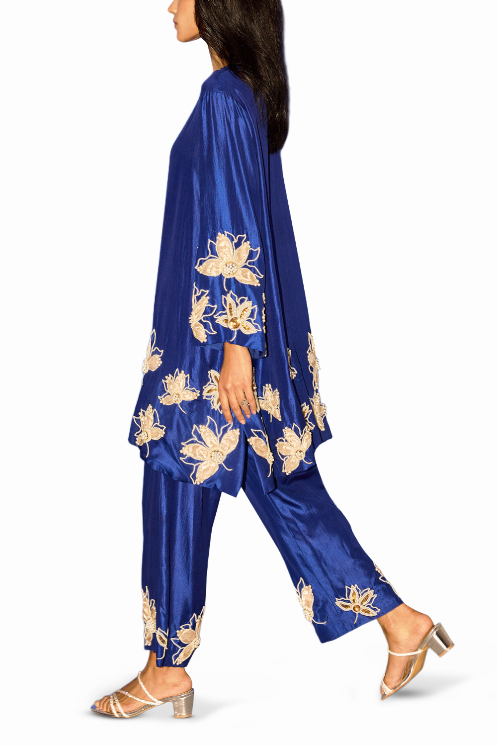 Silk Kurta and Pants with Tissue Flower Detail