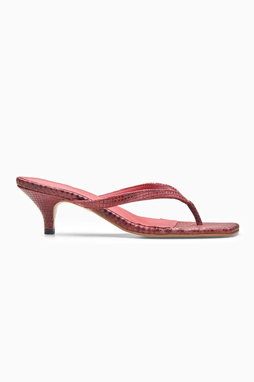 Spark Red Sandle