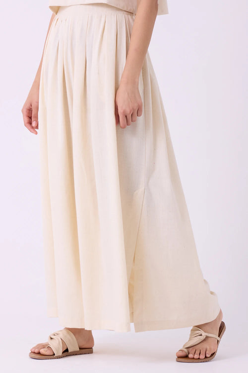 Takumi Off White Handwoven Pleated Pants