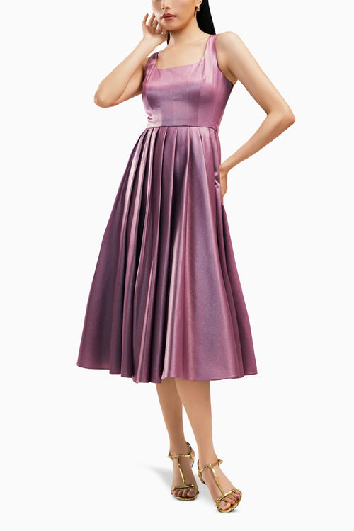 Zia Square Neck And Tie Up Dress Back