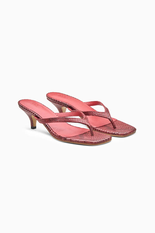 Spark Red Sandle