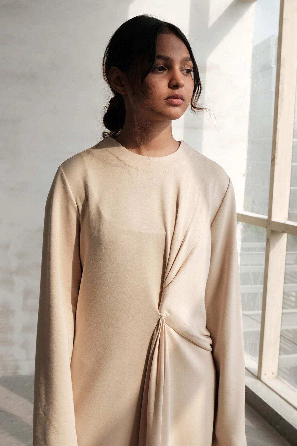 Off White Knotted Pleat Comfort Dress