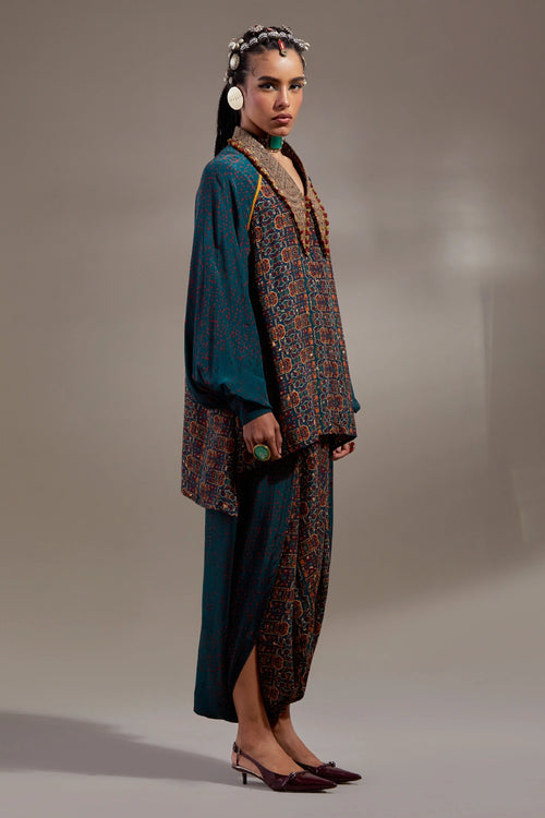Hara Anka Atri Straight Shirt With Drape Trousers