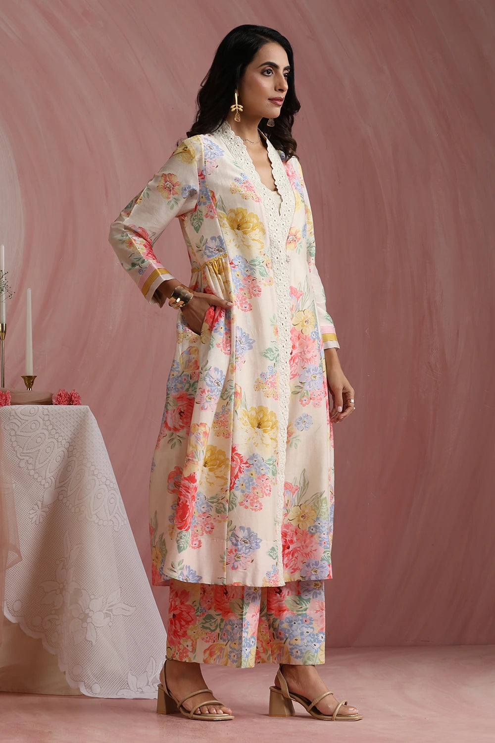 Rose Mahal Side Gathered Kurta Set