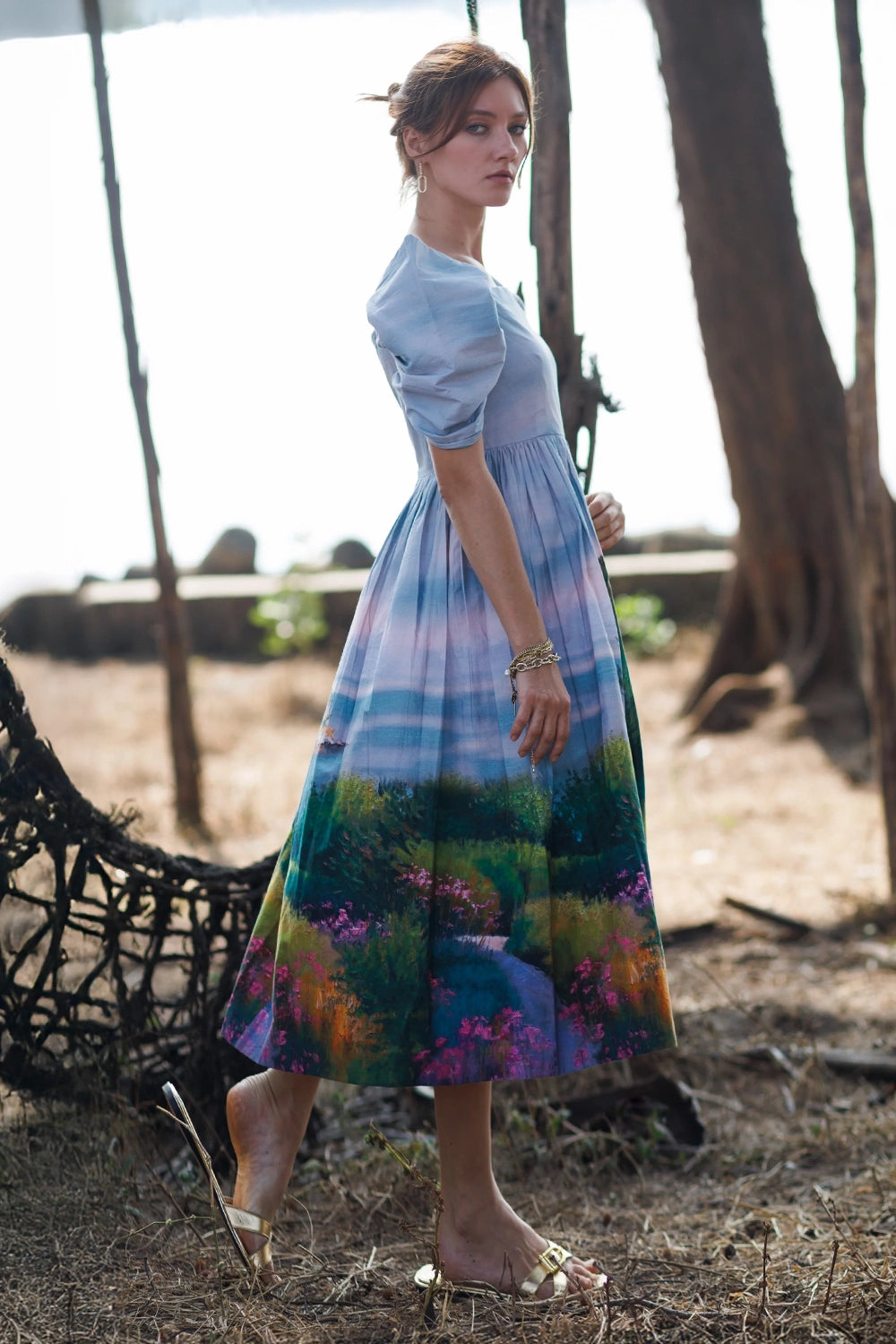 Scenary Dress With Puff Sleeve