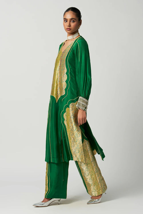 Panna Baagh Kurta and Pants Set