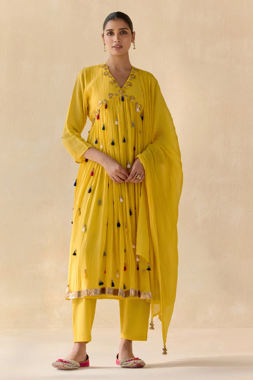 Peetambara Kurta Set