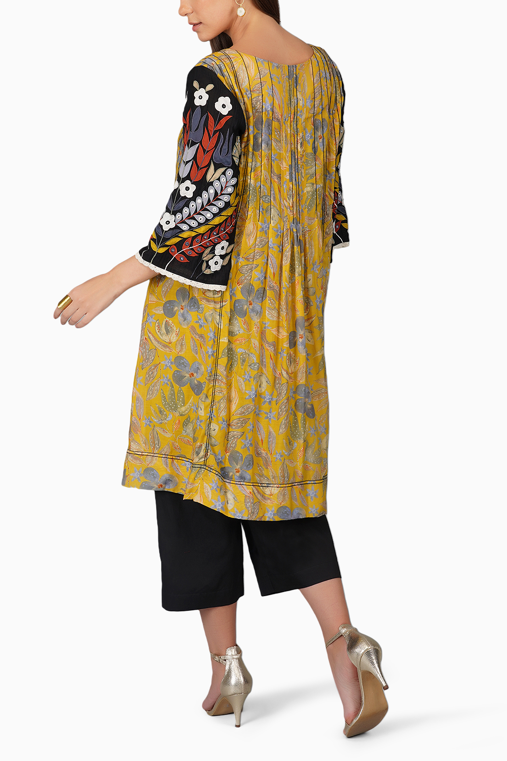 Flower Print Pleated Tunic Set With Applque Sleeves