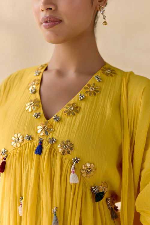 Peetambara Kurta Set