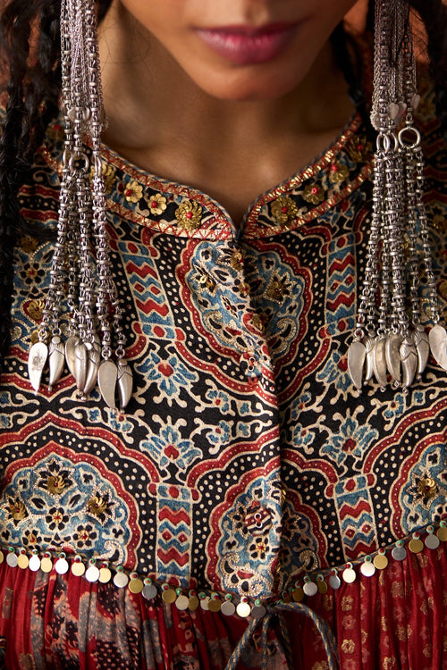 Vanya Kurta
