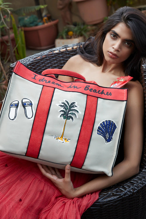 The Beach Tote