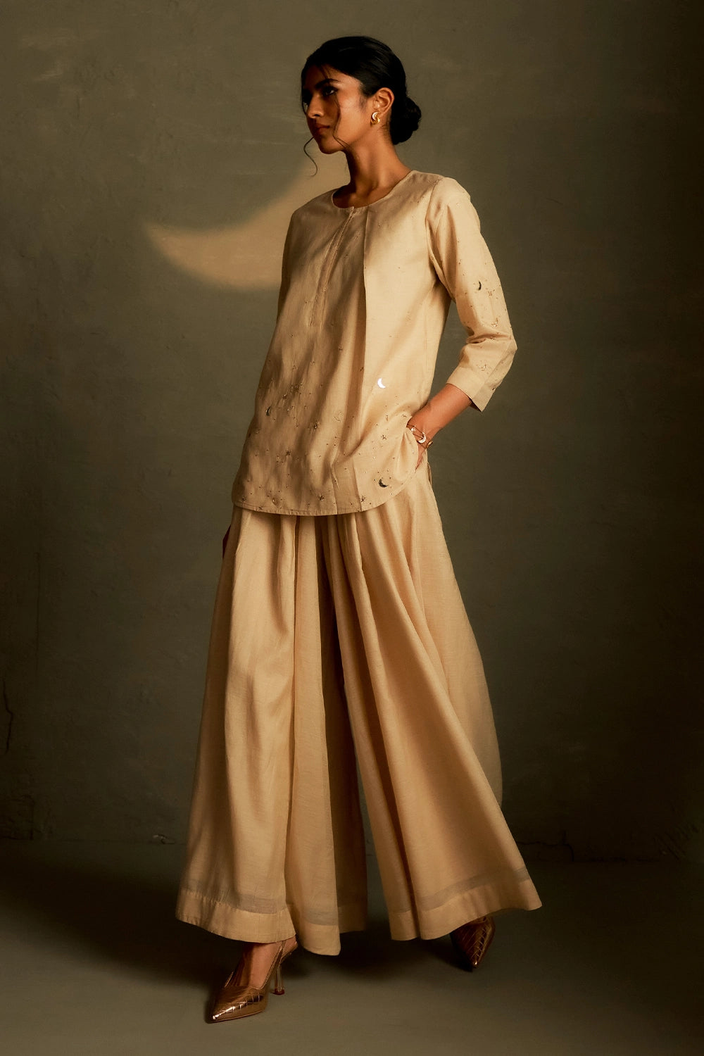 Chaand Kurti Skirt Set