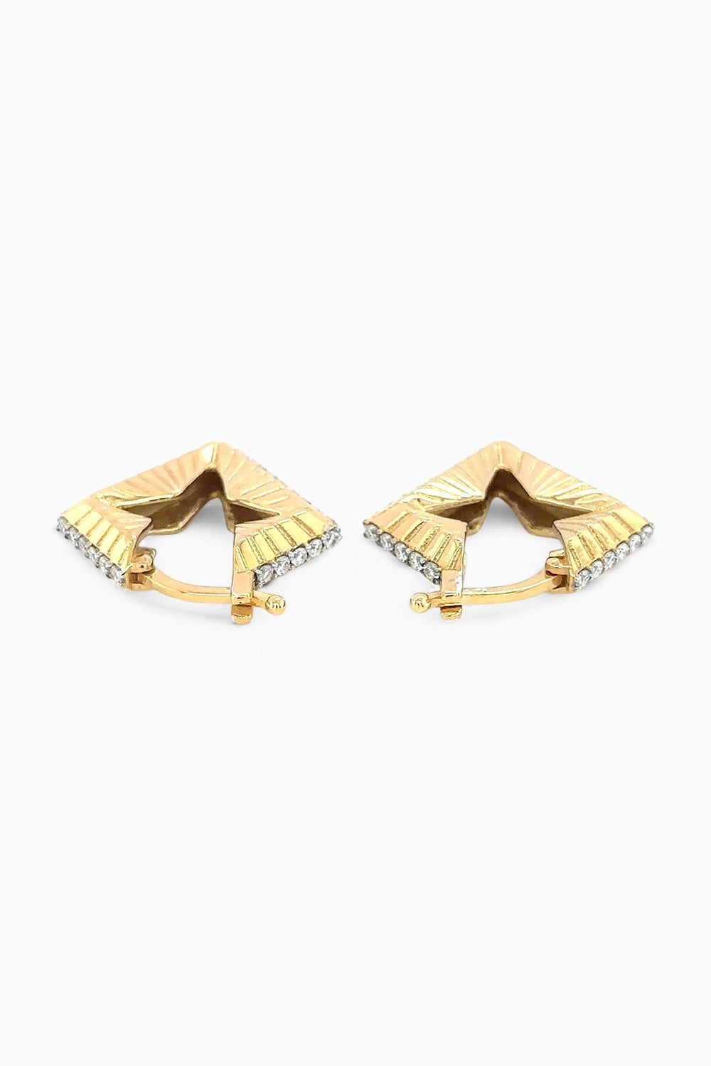 Regal Chevron Hoops