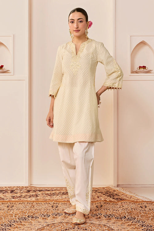 Reem Daisy Ivory Short Choga with Dogri Salwar and Dupatta