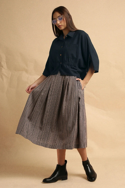 Charcoal Collar Crop Top And Gray Box Pleated Skirt Set