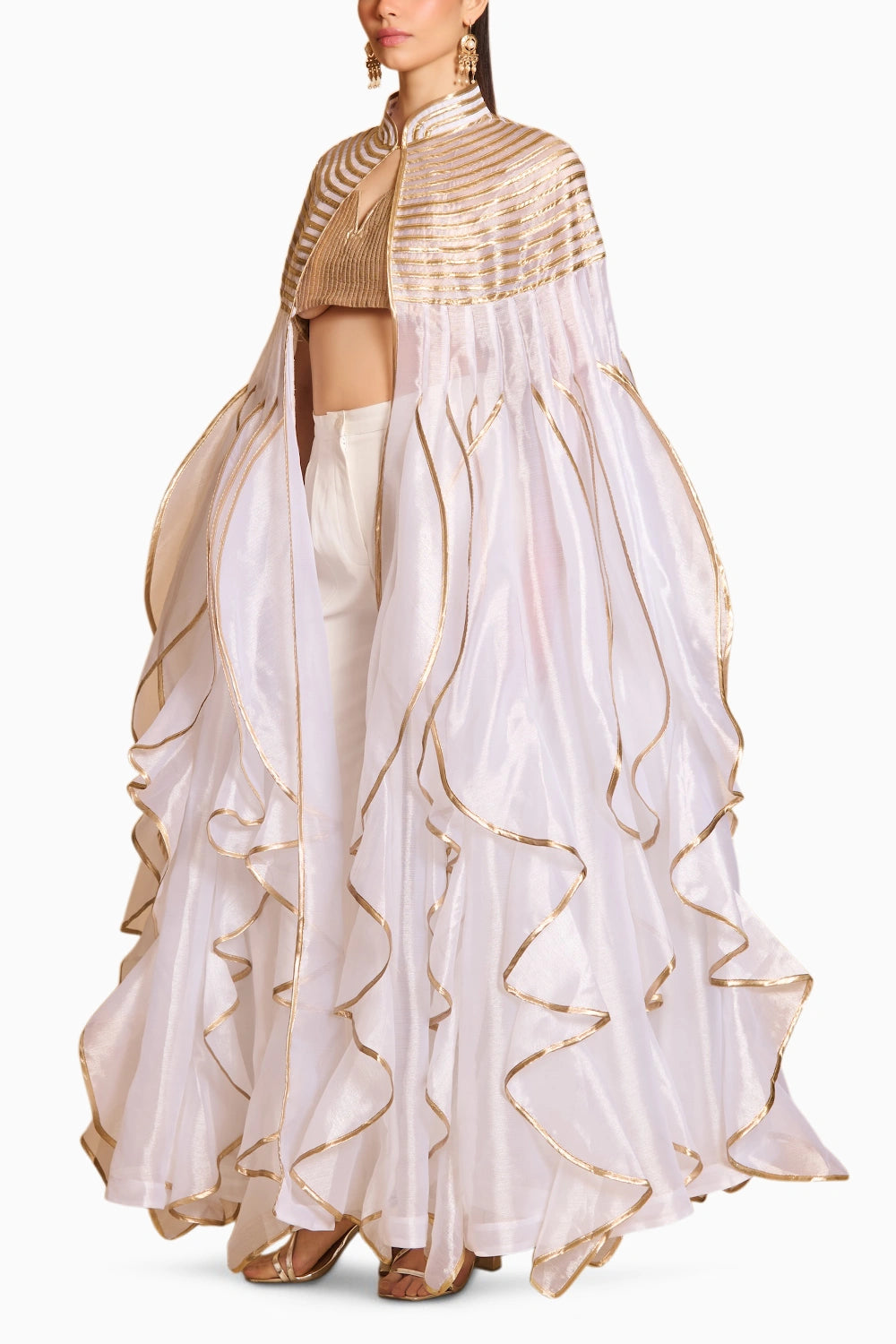 Spectrum Ivory-Gold Cascade Cape