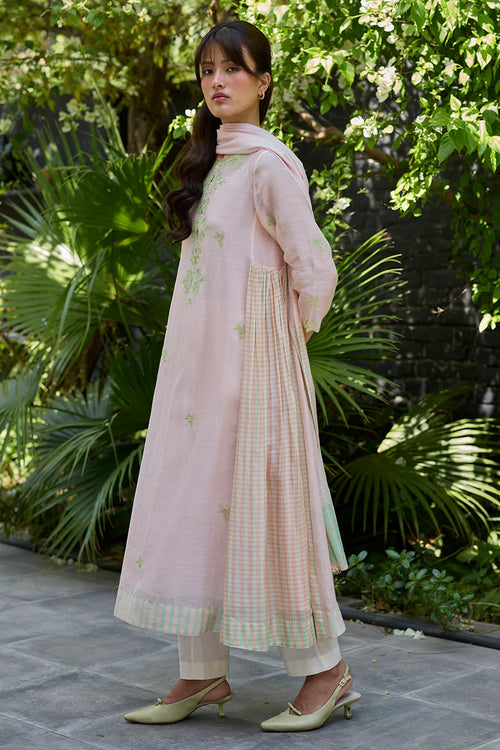 Thread & Bloom Pink Embroidered Kurta Set With Dupatta