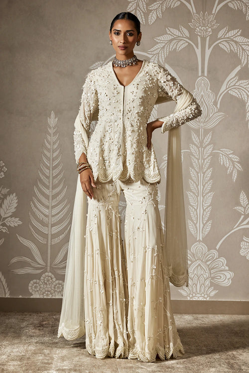 Nayra Peplum Set