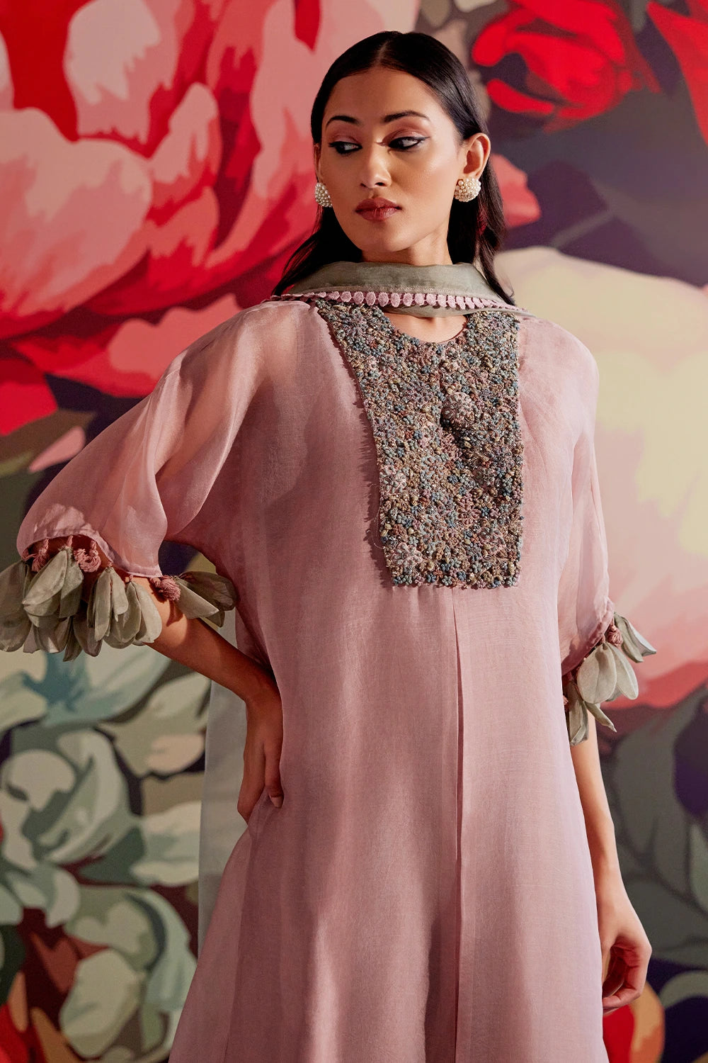 Rosaa Kurta Set