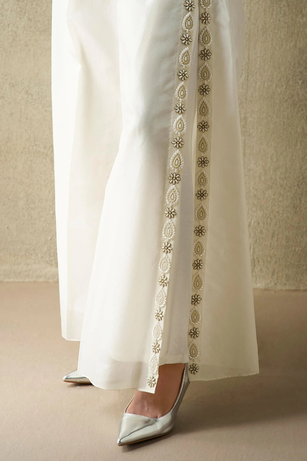 Sudhira Pearl Organza Blouse And Pants Set