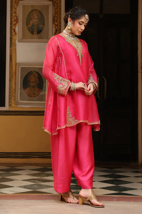 Ahista Pink Pheran Short Kurta Set
