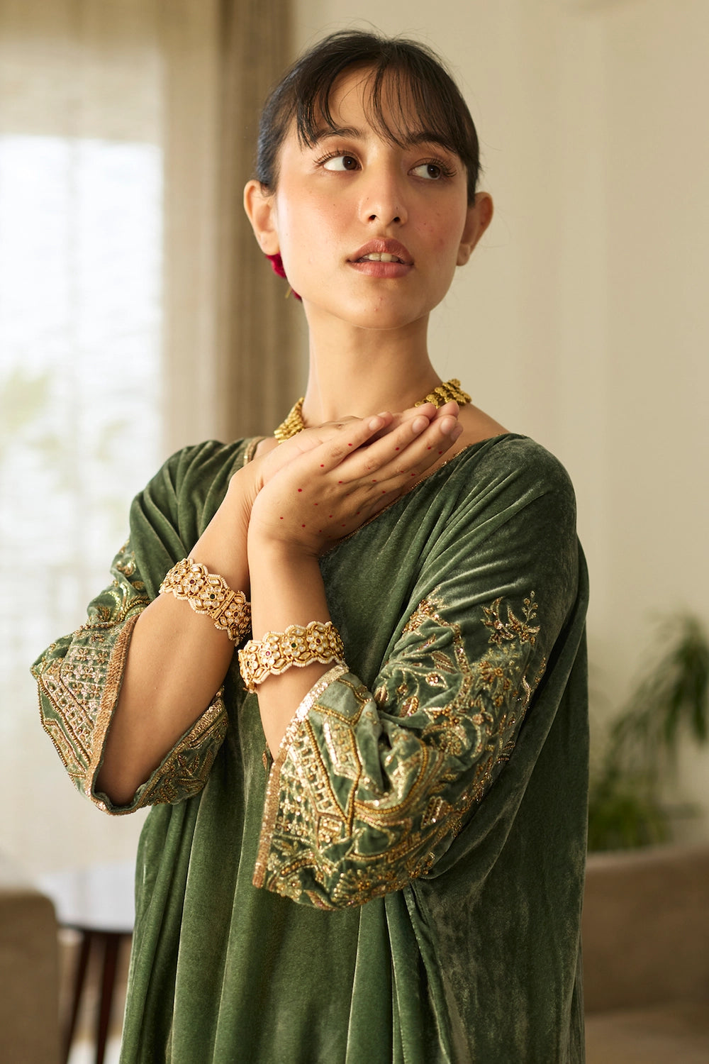 Green Makhmal Kaftan Set