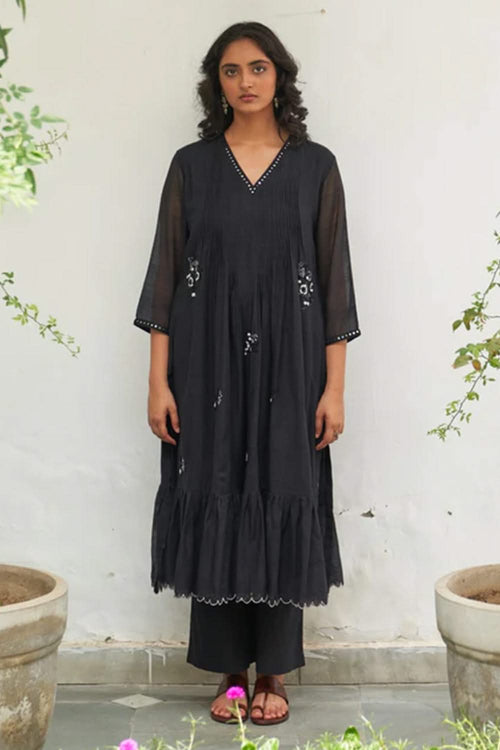 Saloni Sitara Black Kurta Set