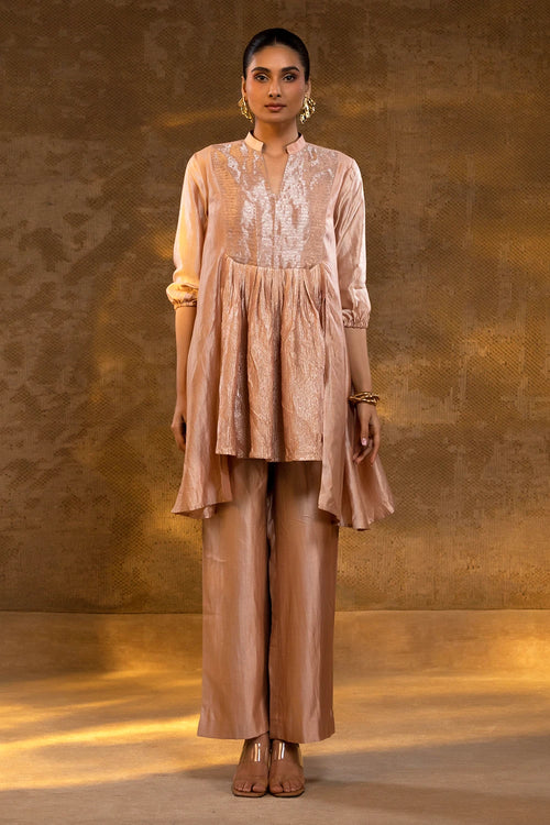 Agneya Blush Pleated Tissue Yolk Set