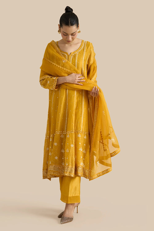 Kalidar Set With Kamdani Embroidery Aborned With Thread Work