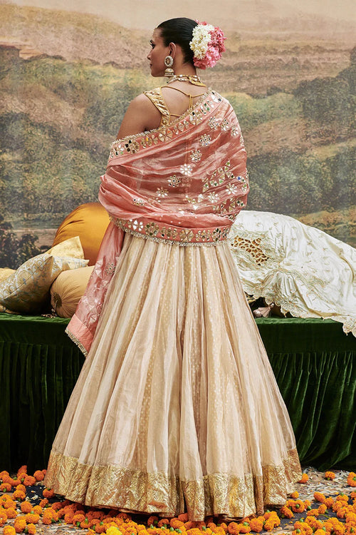 Svet Gulal Lehenga Set
