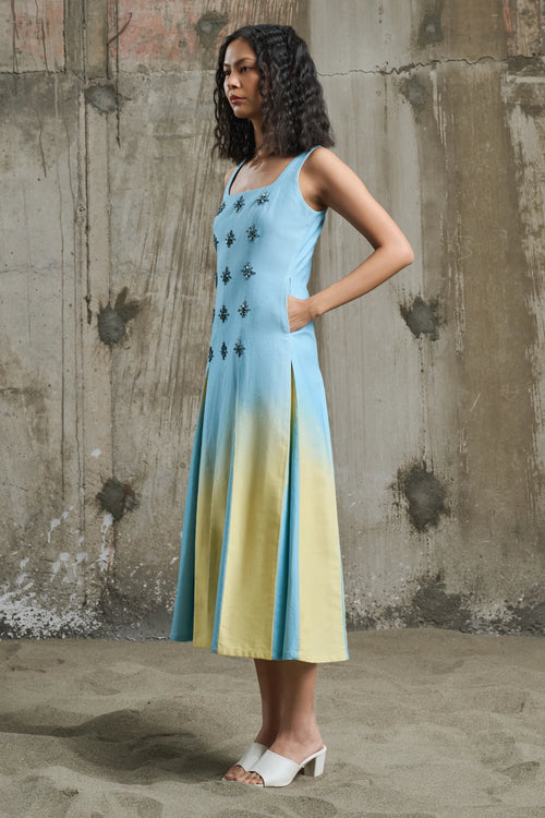 Soft Horizon Pleated Midi Dress