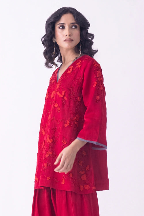 Eira Kurti