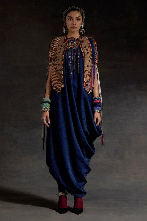 Akaar Zuri Gilet Set With Dress