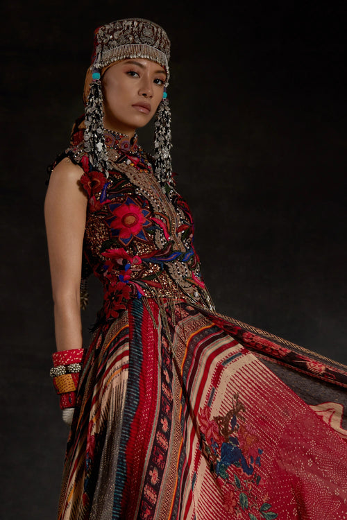 Akaar Inaq Corset Top Set