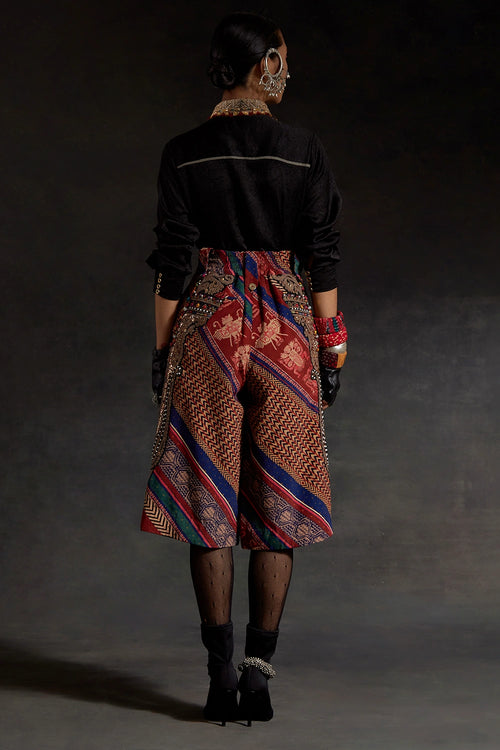 Akaar Atri Straight Shirt And  Shorts Set