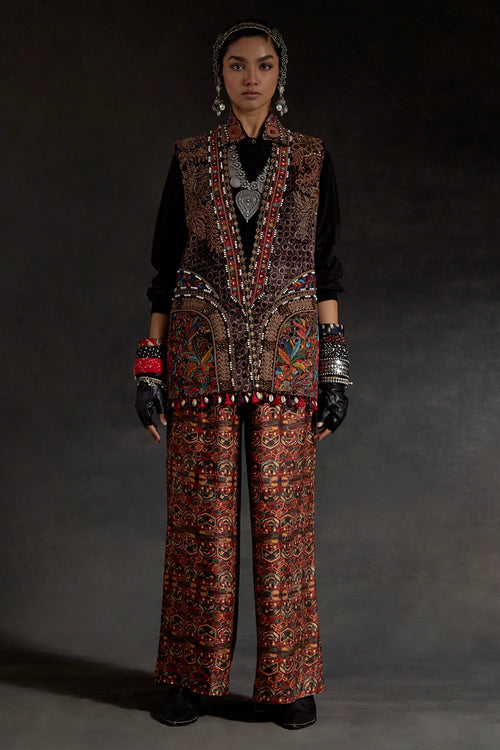 Akaar Ruhi Sleeveless Jacket Co-ord Set